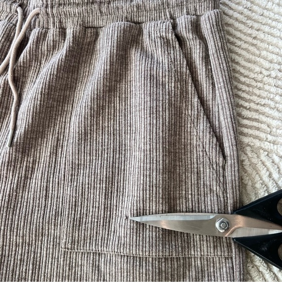 Halara Women's Mid-Rise Drawstring Pants Cargo Pockets Size XLarge Mocha - Picture 7 of 10